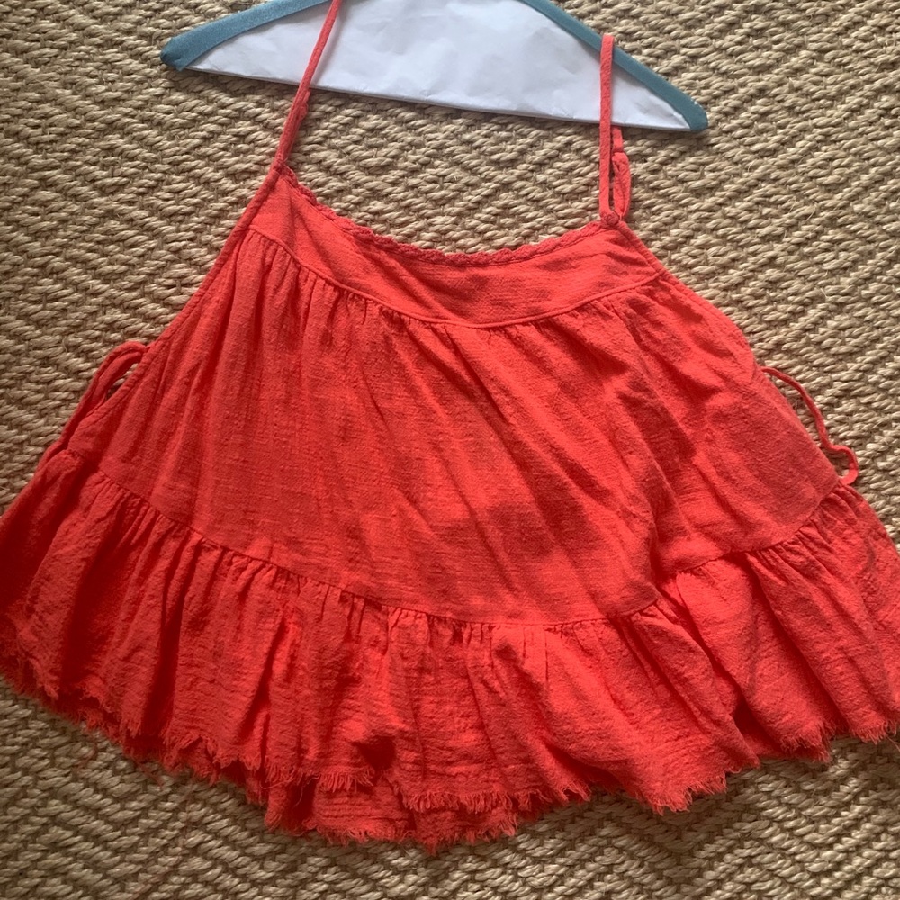 Coral top